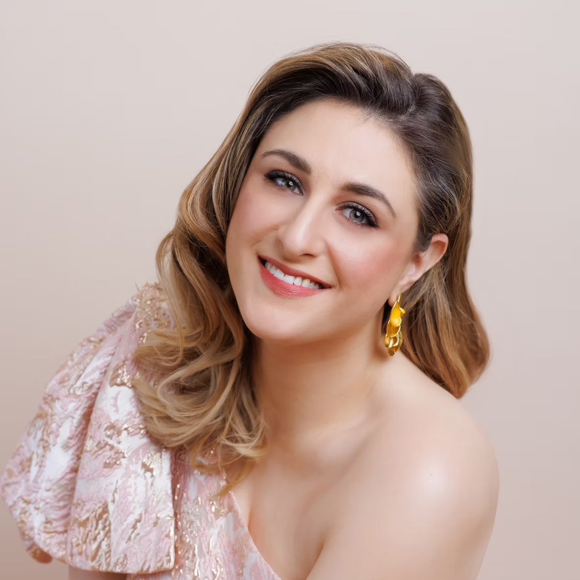 Alexandra Razskazoff